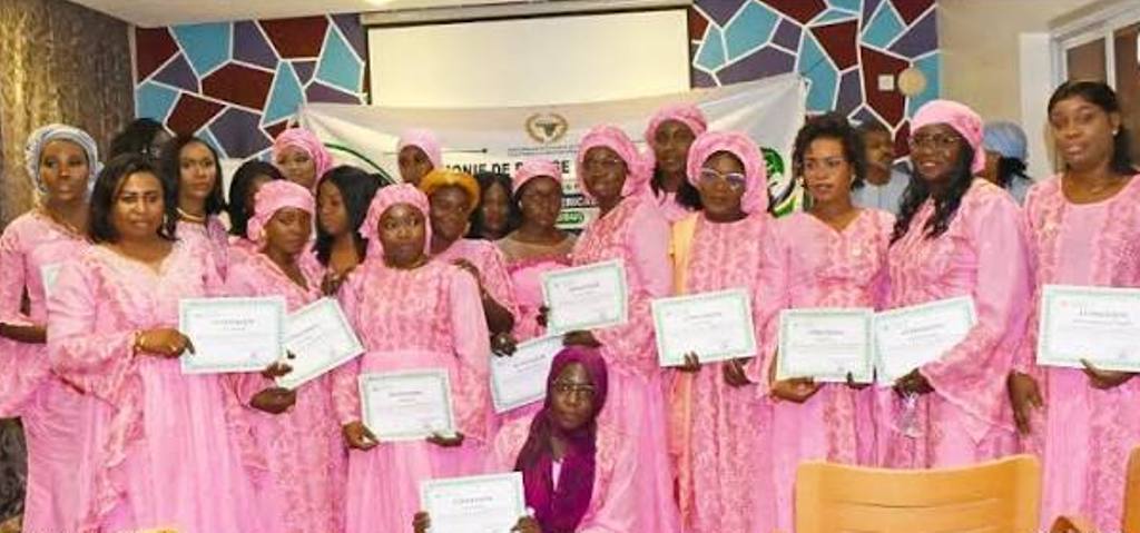 Twenty Midwives Trained in Obstetric Ultrasound