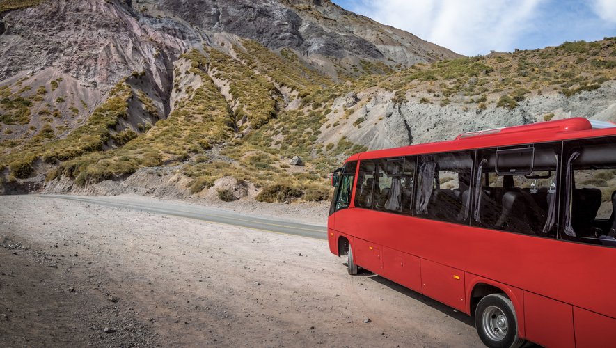 Cap-Vert : au moins 24 morts, principalement des enfants, dans un terrible accident de bus