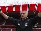 José Mourinho : «Je veux tout» avec Manchester United