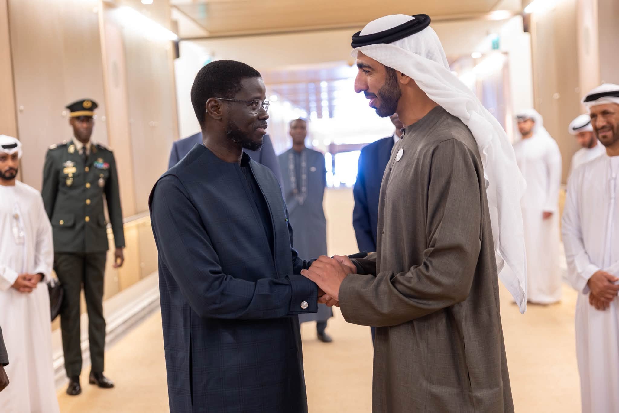 Diplomatie : le Président Bassirou Diomaye Faye regagne Dakar après une tournée de cinq jours à Washington et Abu Dhabi