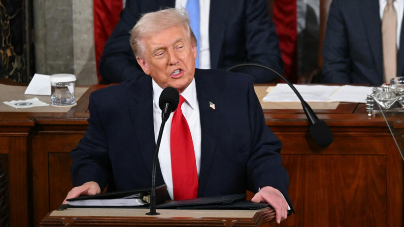 USA : Trump, «avec effet immédiat», bannit d’accès à la maison blanche trois médias dont CNN