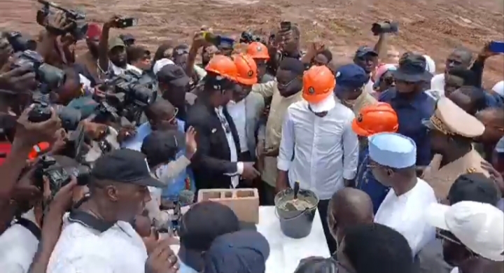 Bambali : pose la première pierre d’un parc agro-industriel de près de 12 milliards destiné à valoriser la mangue