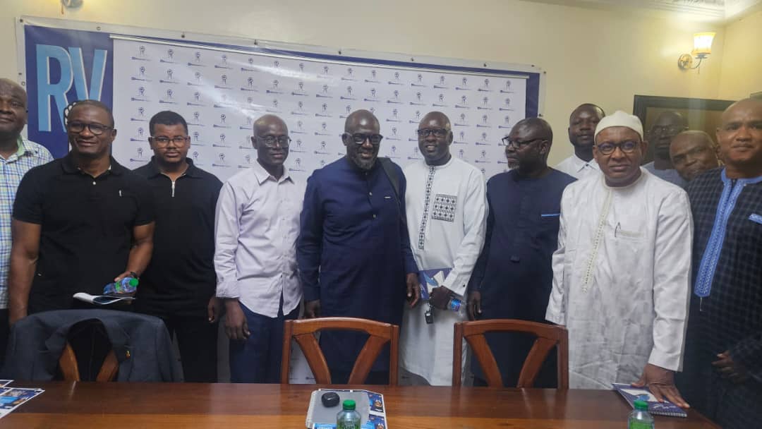 ​Menaces contre Thierno Alassane Sall : le Mouvement des enseignants monte au créneau