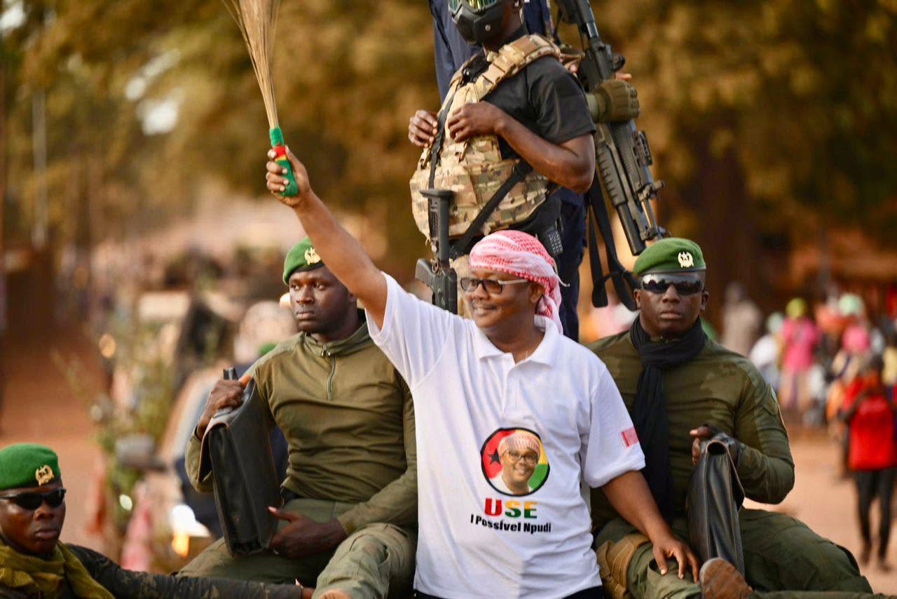 Guinée-Bissau : L'armée interdit le retour de l'ex-président Umaro Sissoco Embalo 