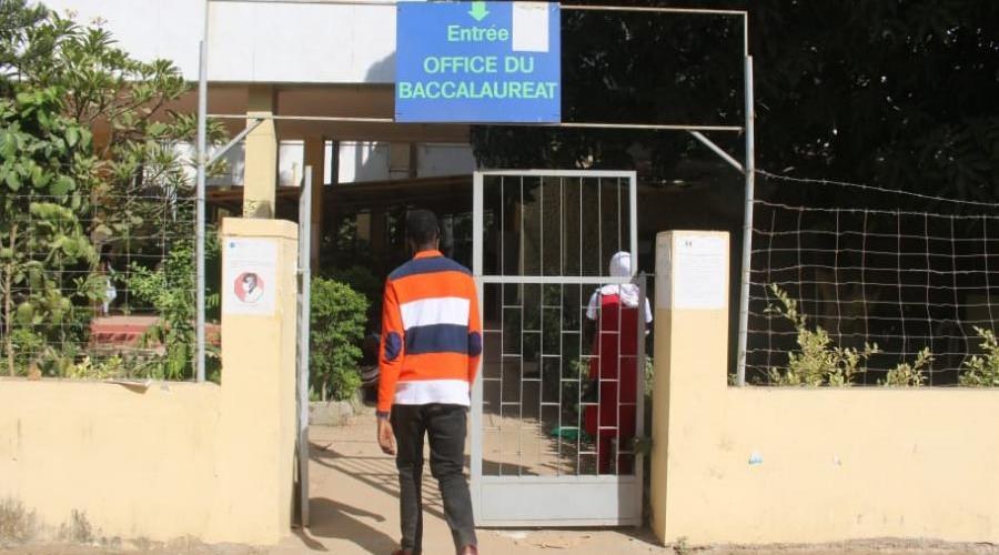 Sénégal : l’Office du Baccalauréat alerte sur des propositions frauduleuses de « facilitation administrative »