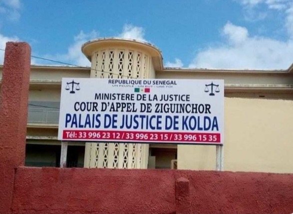 Vélingara : Une victime de vol ébouillante le voleur présumé et se retrouve devant la justice