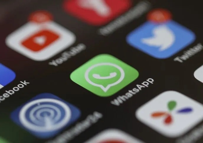 Maroc : le gouvernement envisage d'interdire les réseaux sociaux aux moins de 15 ans