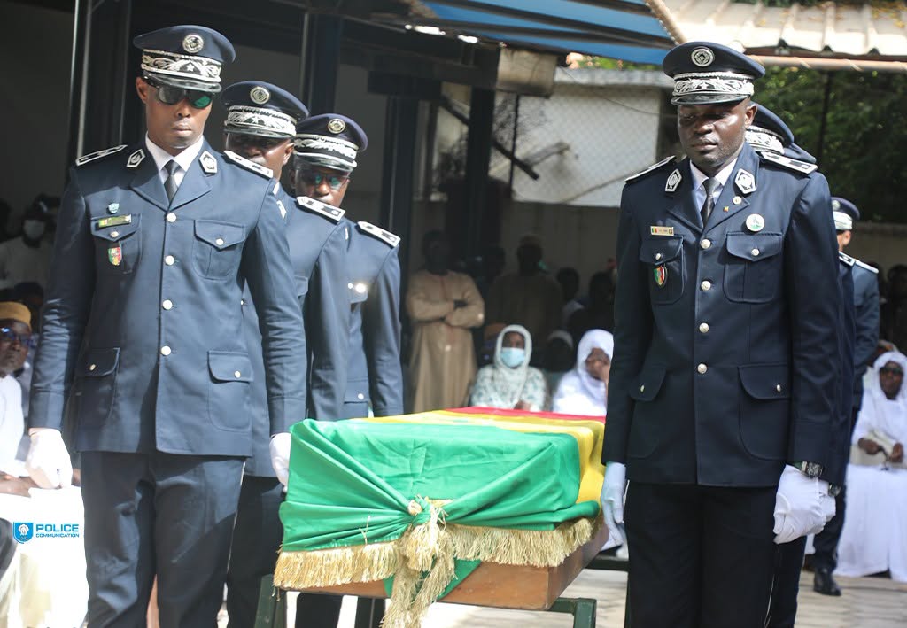 Décès de l’ancien DSP : la Police nationale dit adieu au Contrôleur général Abdoulaye Diop