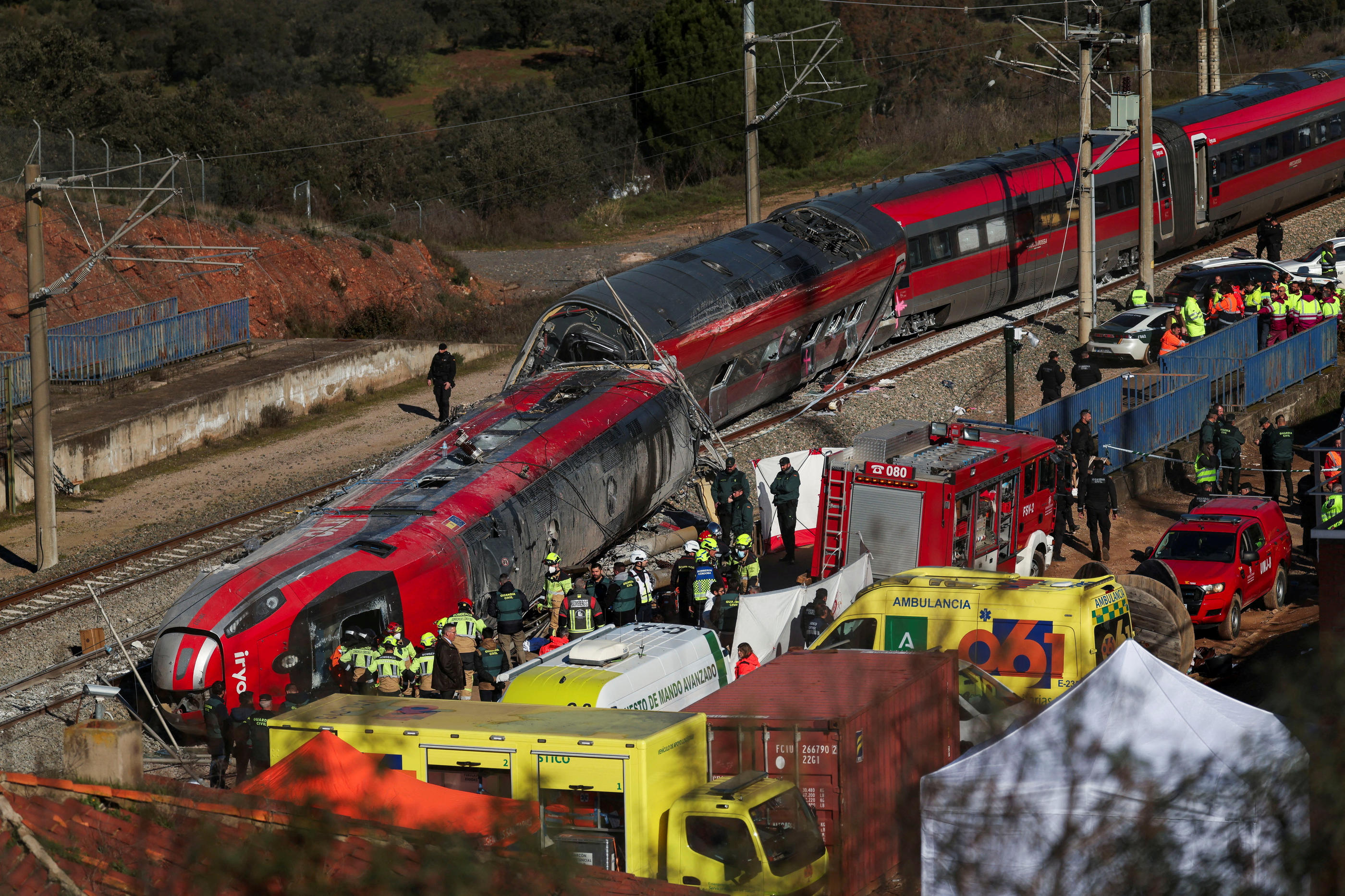 Espagne : au moins 40 morts ce mercredi après une collision entre deux trains