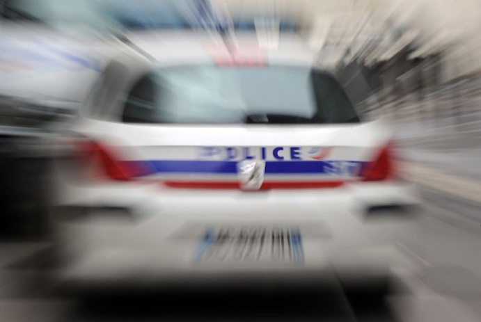 Prise d’otages dans une église : la police a donné l’assaut, au moins 1 otage mort