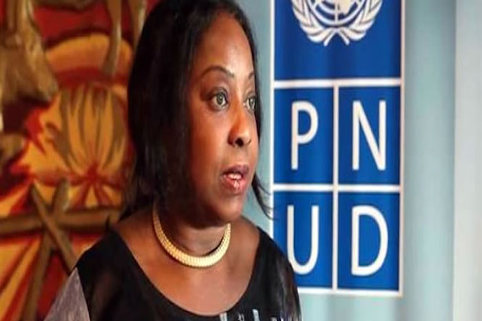 FIFA: Fatma Samoura, la nouvelle secrétaire générale veut « réparer les dommages »