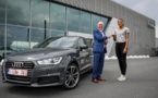 Nafi Thiam dévoile des anneaux en or sur sa nouvelle voiture pour fêter son titre olympique