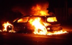 Route de Ouakam : une voiture prend feu et bouche la circulation