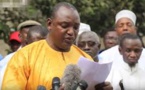 VIDEO Adama Barrow fait face à Yaya Jammeh: "Je suis le président élu"