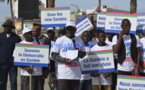 Sit-in à la place de l’Obélisque: la Société civile et la diaspora gambienne demandent à Jammeh de quitter le pouvoir