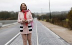 Ségolène Royal inaugure la première route solaire au monde
