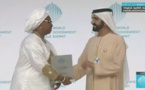 Exclusif/Sommet de Dubai : Awa Marie Coll Seck recevant le prix du "Meilleur ministre de la Santé"