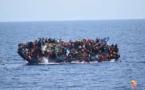 ​Libye: les corps de 74 migrants découverts sur une plage non loin de Tripoli (Croissant-Rouge libyen)