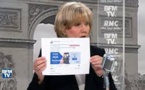 ​Marine Le Pen était en direct sur Facebook pendant un vote au Parlement européen, et ça a mis Nadine Morano en colère