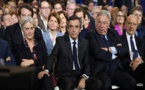 France: l'imbroglio continue à droite entre François Fillon et Alain Juppé