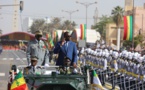 Défilé du 4 avril : Revivez les images de l’arrivée du Chef de l’Etat Macky Sall à la Place de la Nation
