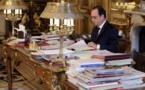 ​François Hollande veut «(s') expliquer» dans un livre écrit de sa main