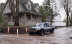 Inondations au Canada: des milliers de personnes évacuées, Montréal décrète l'état d'urgence