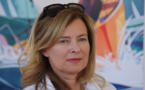 Valérie Trierweiler souhaite "bon courage" à Brigitte Macron