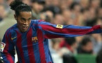 Ronaldinho fait l'éloge de Zidane : "Tu es l'un des meilleurs joueurs de tous les temps"
