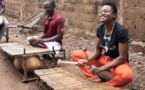 Burkina Faso : la dame au balafon