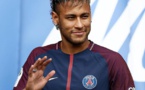 Regardez la vidéo de la présentation de Neymar au public du Parc des princes...