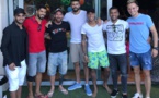 Deux heures après la plainte des dirigeants du Barça, Neymar se pointe en Espagne pour rendre visite à ses ex coéquipiers
