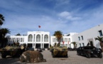 Tunisie: 2 policiers poignardés devant le Parlement