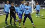 Evra après sa suspension: Il tracte un 4x4 pour...