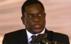 Mugabe, l’archevêque et le collier
