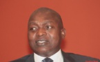 ​Oumar Gueye balaie les rumeurs sur l’augmentation du niveau de pauvreté au Sénégal