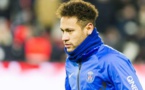 PSG : Si Paris garde espoir, le Brésil pousse pour une opération de Neymar et son père l'annonce forfait