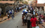 Elections générales en Sierra Leone: les électeurs affluent en masse