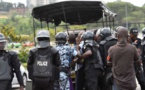 Vidéo - Le journaliste ivoirien Daouda Coulibaly brutalisé par la police lors d'une manifestation de l'opposition