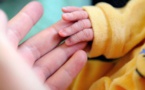 Un bébé naît 4 ans après la mort de ses parents en Chine