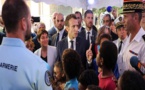 Macron interpellé en Nouvelle-Calédonie : "Vous allez laisser des familles se déchirer si vous allez à Ouvéa"
