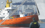 L'Aquarius fait son entrée dans le port espagnol de Valence