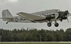 Suisse: plusieurs morts dans le crash d'un avion de collection