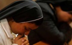 Vatican : des sœurs accusent des prêtres d`abus sexuels