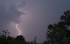 Foundiougne : la foudre tue une mère et son enfant de deux ans