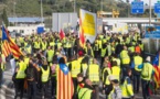 Des centaines de Gilets jaunes à la frontière franco-espagnole