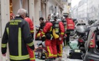 Explosion à Paris: deux pompiers sont décédés, selon un nouveau bilan