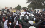 Touba: Wade s’offre un bain de foule... en attendant d’être reçu par le Khalife à Mbacké
