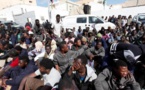 Libye: lourd bilan après l’attaque d’un centre de migrants à Tripoli