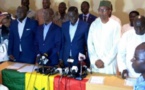   Sénégal-Algérie: l'opposition divisée à cause de 5 billets d'avion offerts par le ministre des Sports